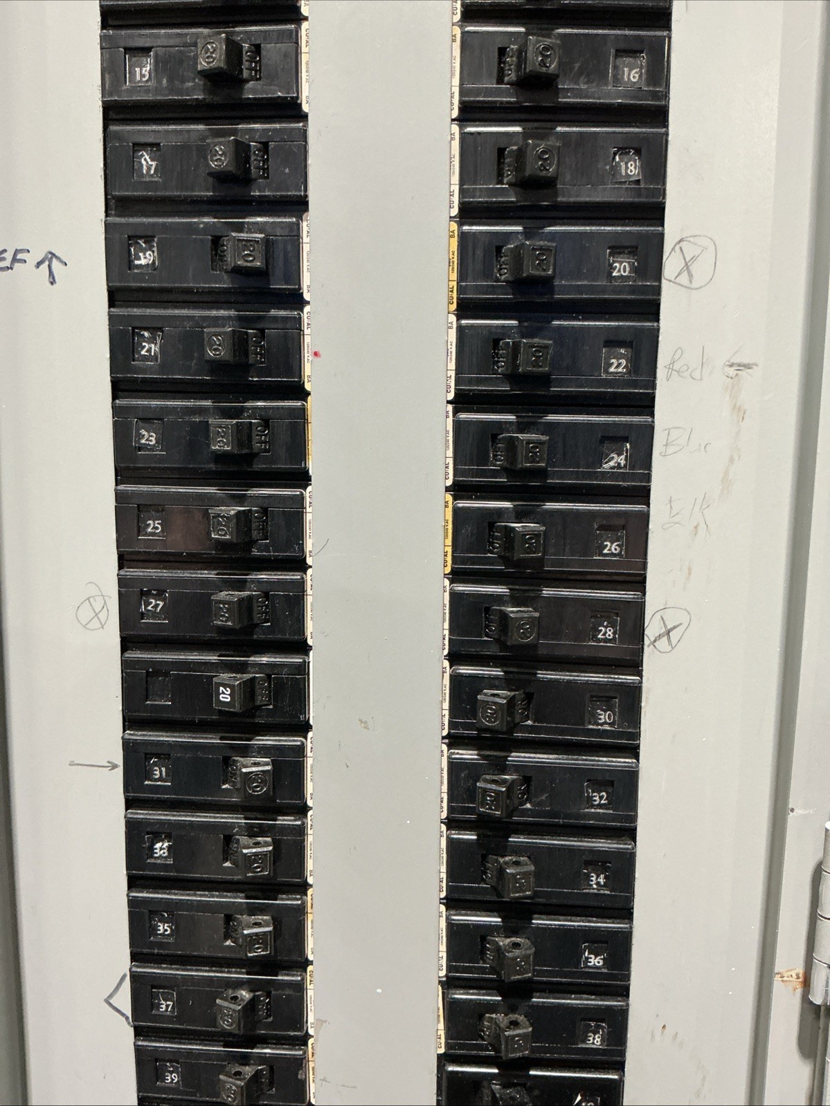 150 Amp. Westinghouse YS2048, Main Breaker Panelboard, 150 Amp main breaker, 208Y/120 Volts, 3 Phase, 4 Wire - Image 5
