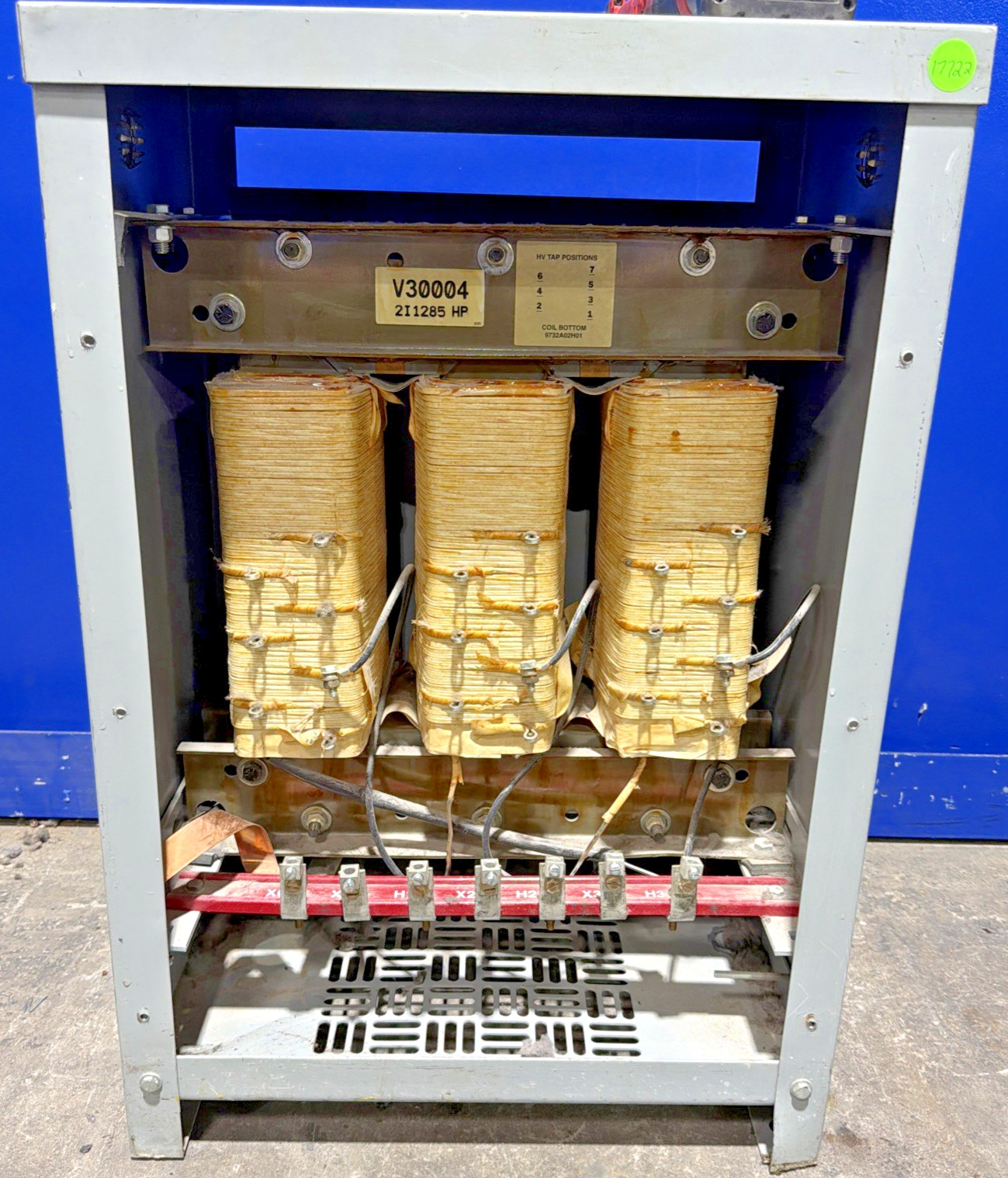 30 KVA 480 Delta Primary, 208Y/120 Secondary, Cutler-Hammer #V48M28E30B, Transformer, 3 Phase, NEMA 2 - Image 4
