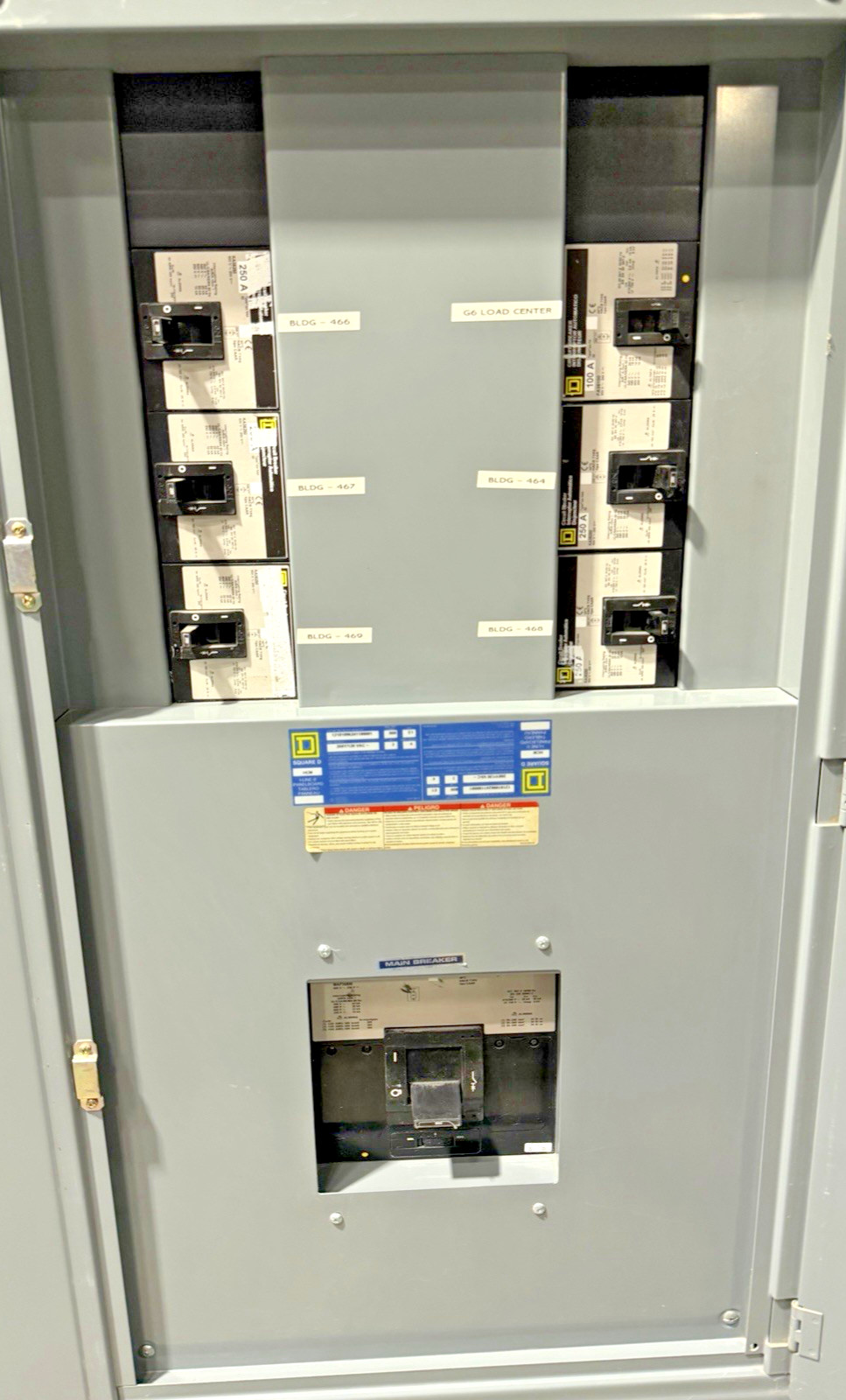 800 Amp. Square D 12181096241180001, I-Line Panelboard, 208Y/120 Volts, 3 Phase, w/ metering - Image 3