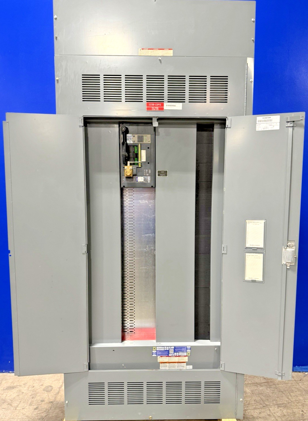 1200 Amp. Square D 44428113070300009, I-Line Main Breaker Panelboard, 480 Volts, 3 Phase, 4 Wire, LSIG main - Image 3