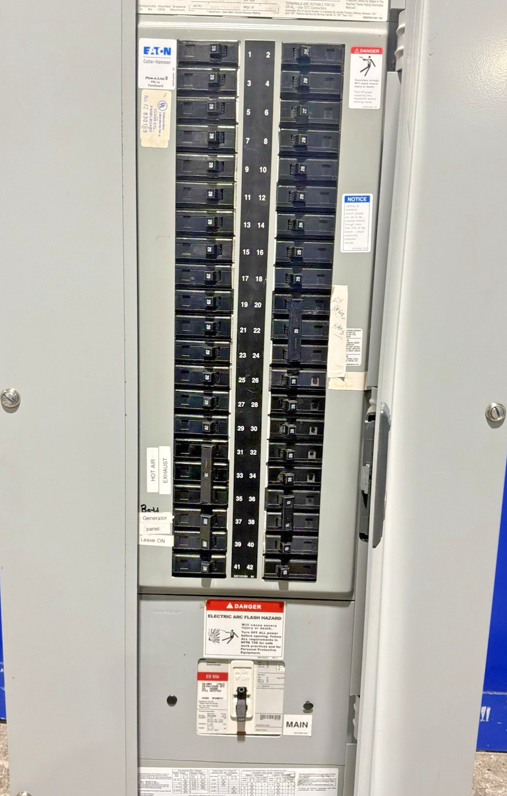 225 Amp. Eaton SMP57797005, Main Breaker Panelboard, 208Y/120 Volts, 3 Phase, 4 Wire - Image 4