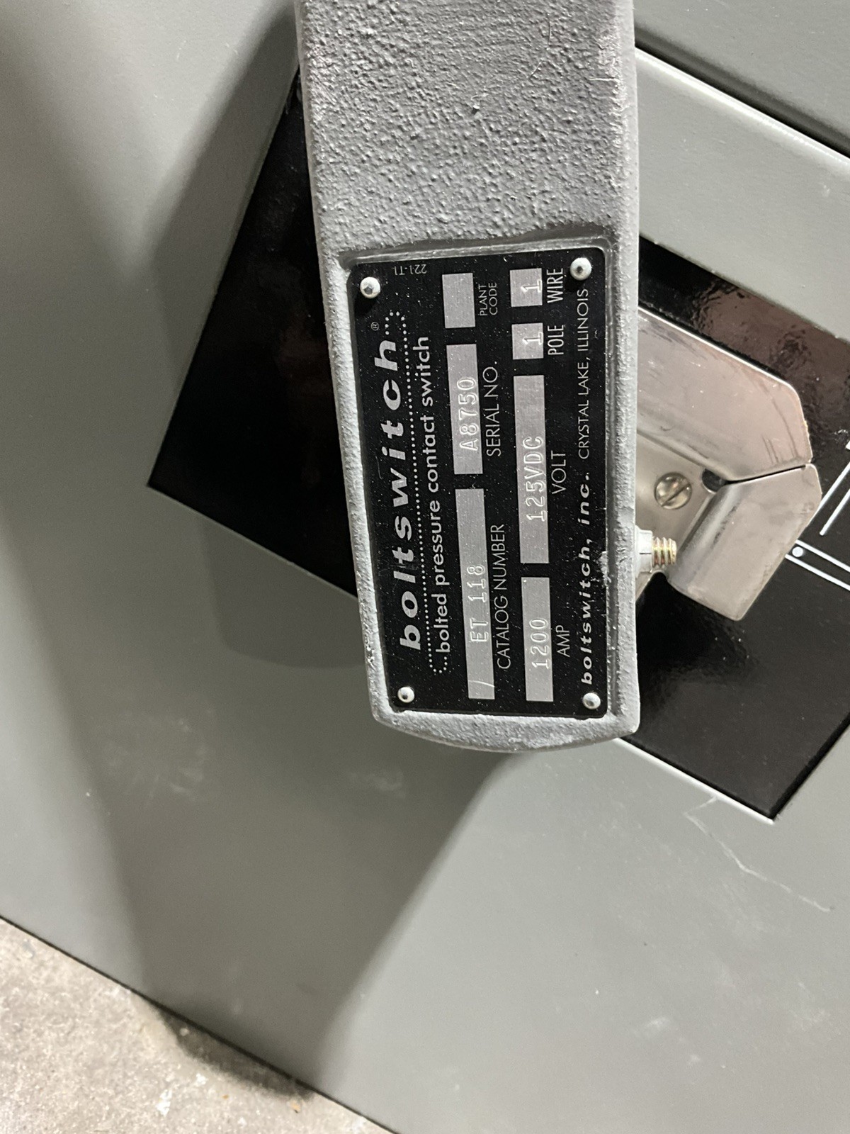 1200 Amp. Boltswitch #ET118, contact switch, 125 Volts, 1 Pole, 1 Wire (2 available) - Image 2
