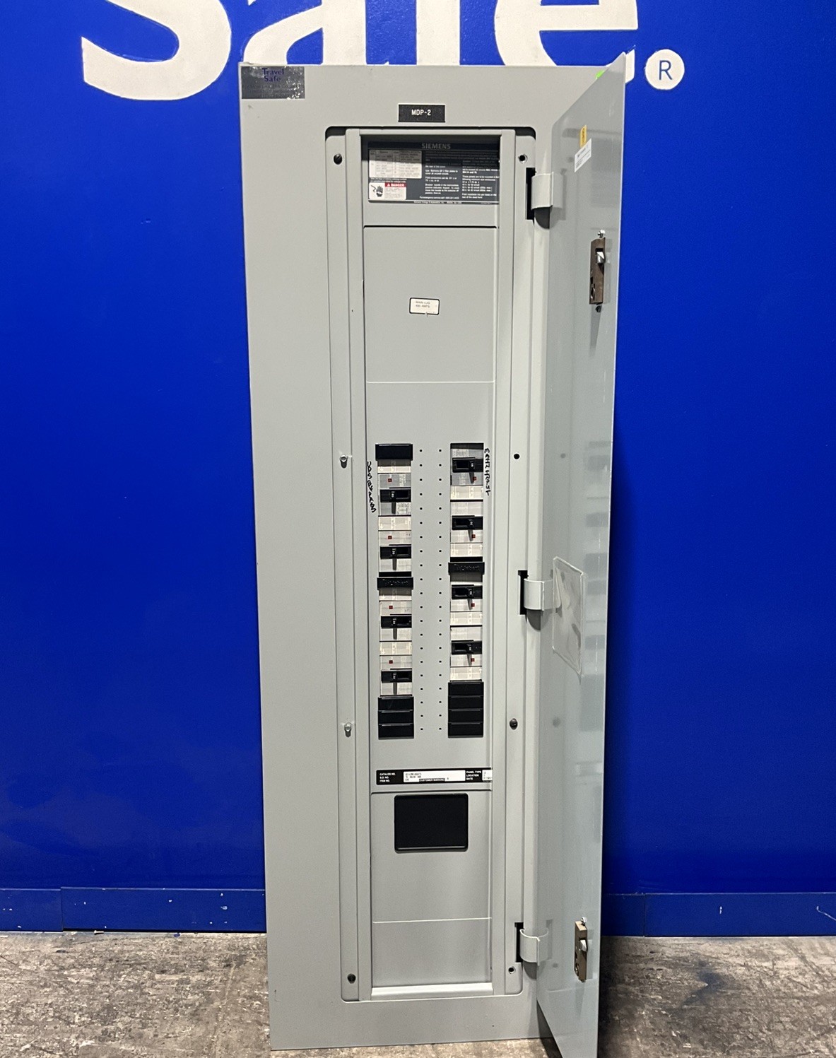 400 Amp. Siemens SEE42ML400ATS, MLO Panelboard, 240 Volts, 3 Phase, 4 Wire - Image 2
