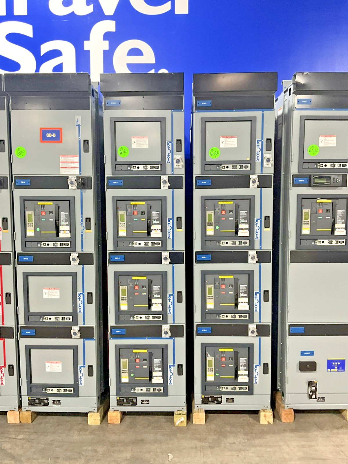 2000 Amps, Square D, Power-Zone Switchgear, 10 Section, 480 Volts, 3 Phase, 4 Wire - Image 4