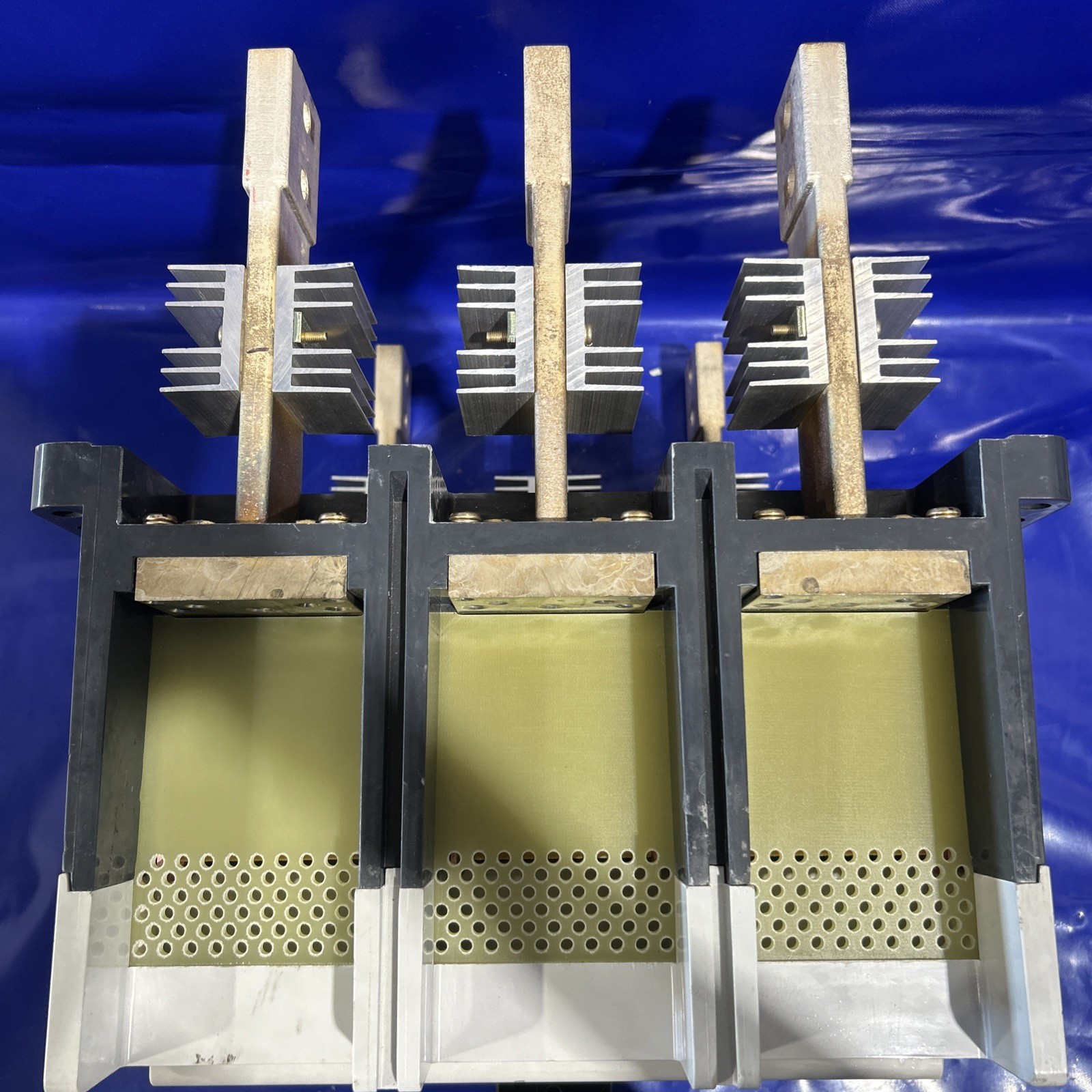 1600 Amps, Eaton #RGHDC3160FFWE, molded case DC circuit breaker, 600 Volts - Image 5