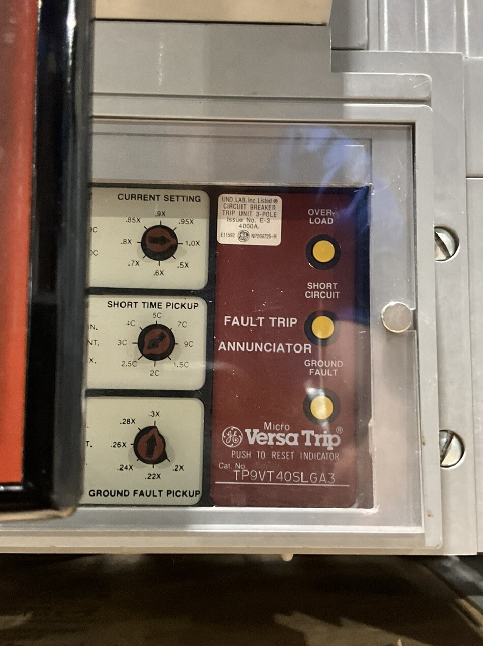 4000 Amps, General Electric #TCVVF9640E5C, Power Break main circuit breaker, 600 Volts - Image 6