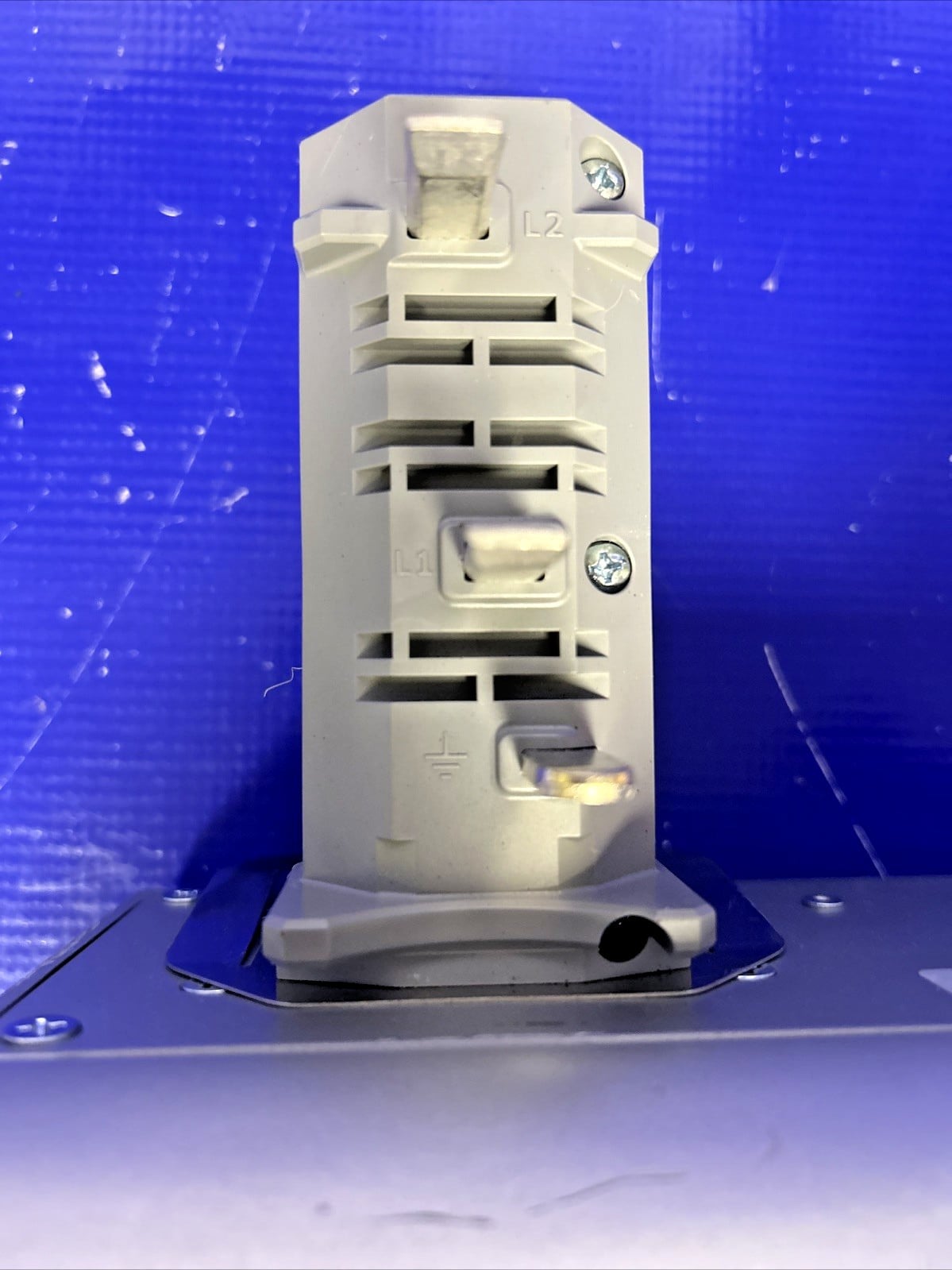 30 Amps, Starline #CBDCT55GHE92-1'-L2130C-4, Busway Tap Box, 208 Volts - Image 3