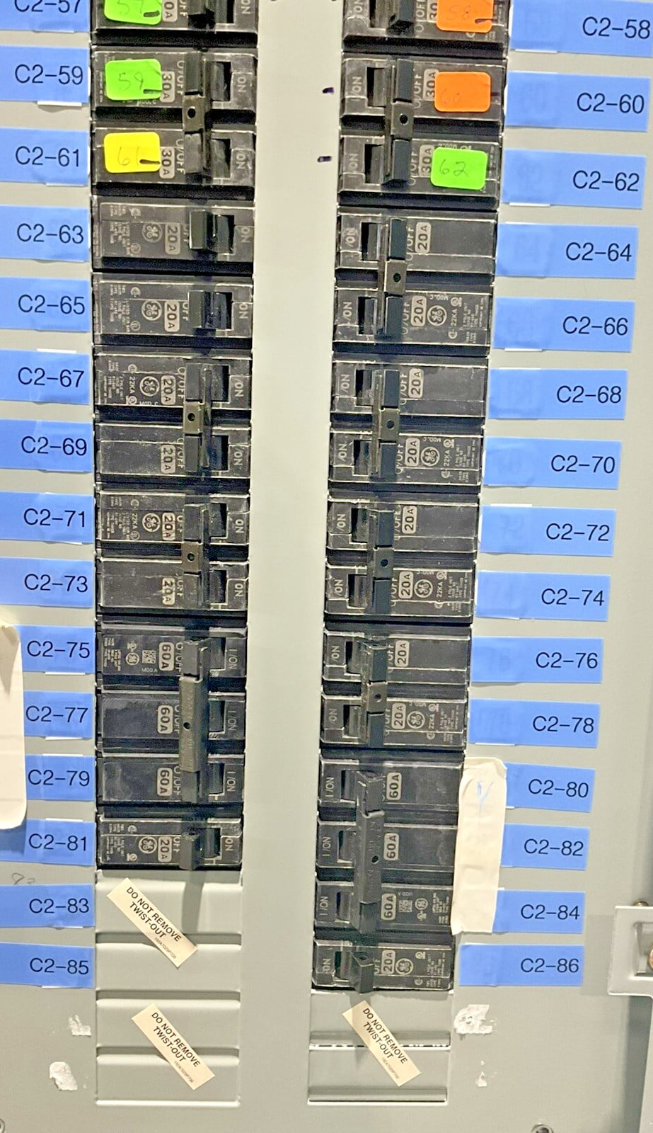 400 Amp. General Electric AQF3484MBX, MLO Panelboard, 120/208 Volts, 3 Phase, 4 Wire (3 available) - Image 9