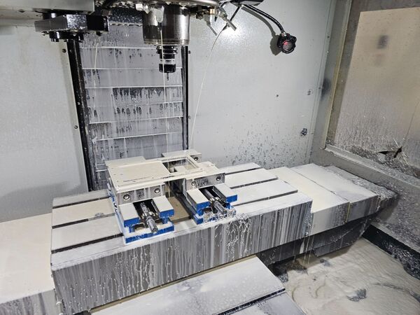 Haas #VF-2SS, 4th Axis CNC vertical machining center, 30" X, 16" Y, 20" Z, 12000 RPM, 24 automatic tool - Image 2