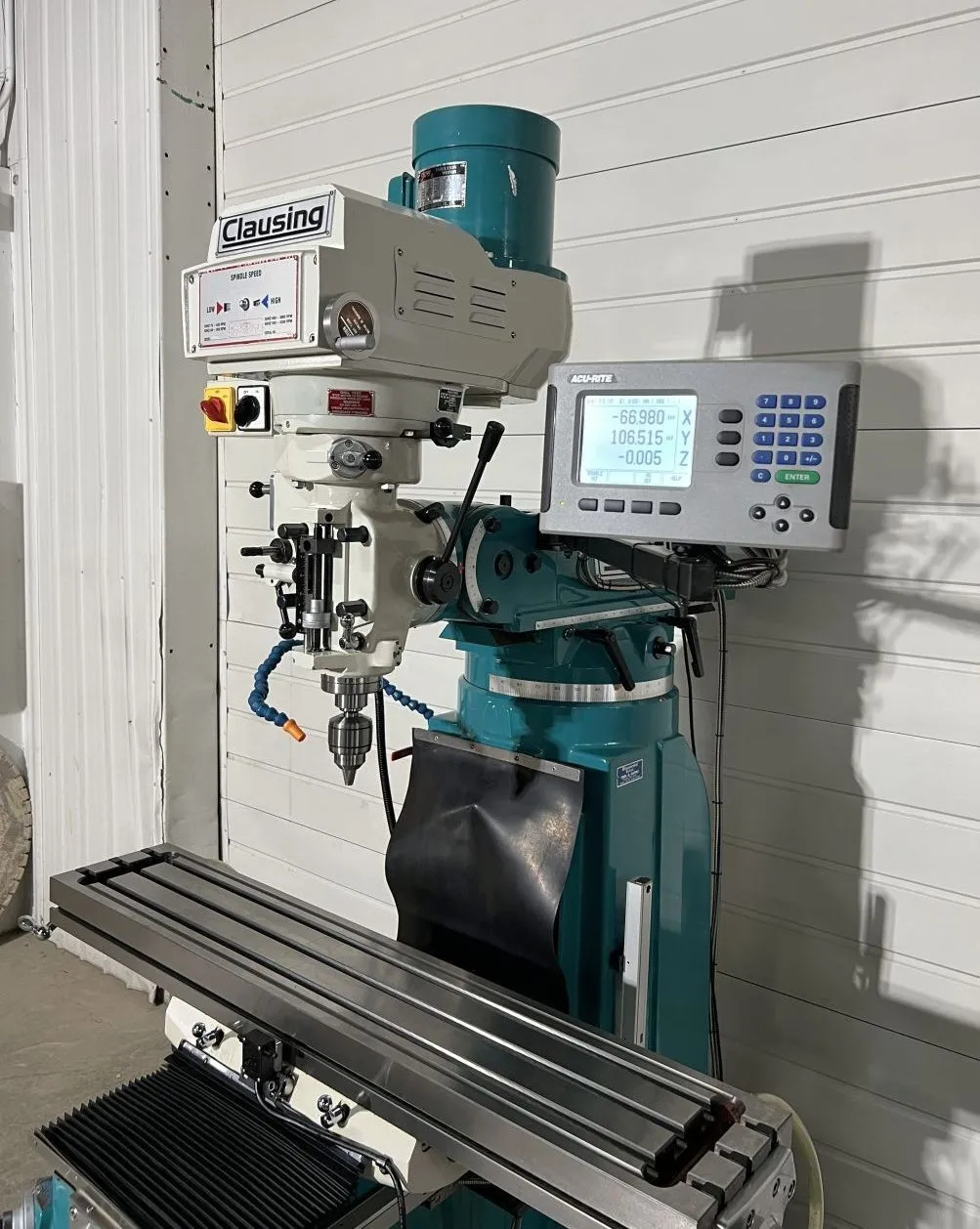 Clausing #2VS08, vertical knee mill, 9" x49" tbl., 38" X, 14" Y, 3 HP, 4350 RPM, digital read out, power - Image 6