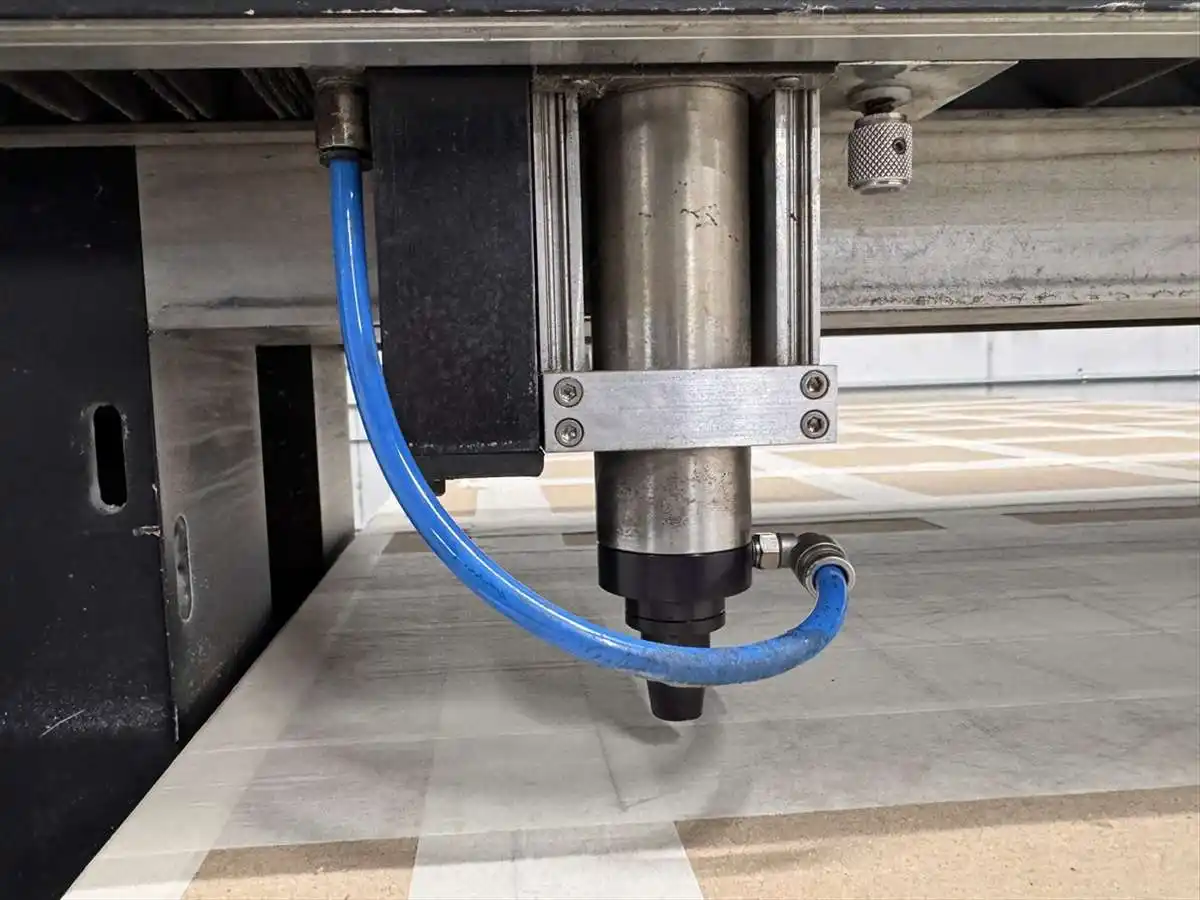Kern #KER52100-J5 HSE, 400 watt CNC Co2 laser system, 50" x 98" bed, Polyscience DuraChill DCA303D6 chiller - Image 9