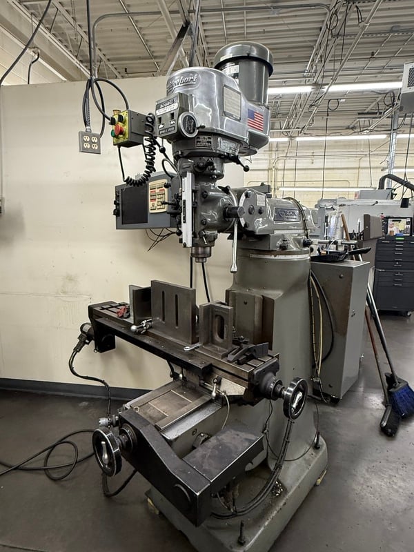 Bridgeport #EZ-Trak, CNC Vertical Mill, 9" x 48" table, 30" X, 12" Y, 16" Z, R8, 60-4,200 RPM, 3 HP, collets - Image 7