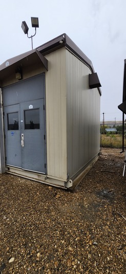 21' x 14' MCC Building, portable, heated, 2001 - Image 4