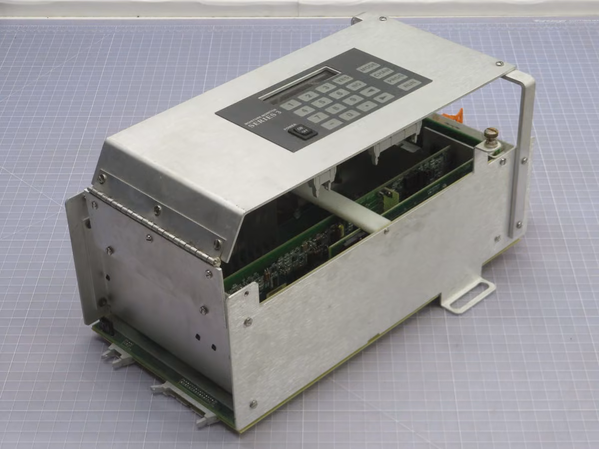 General Electric #MMS3-541-30-080S, rack dewpoint analyzer, 1 channel, 240 VAC, 50/60 Hz. - Image 2