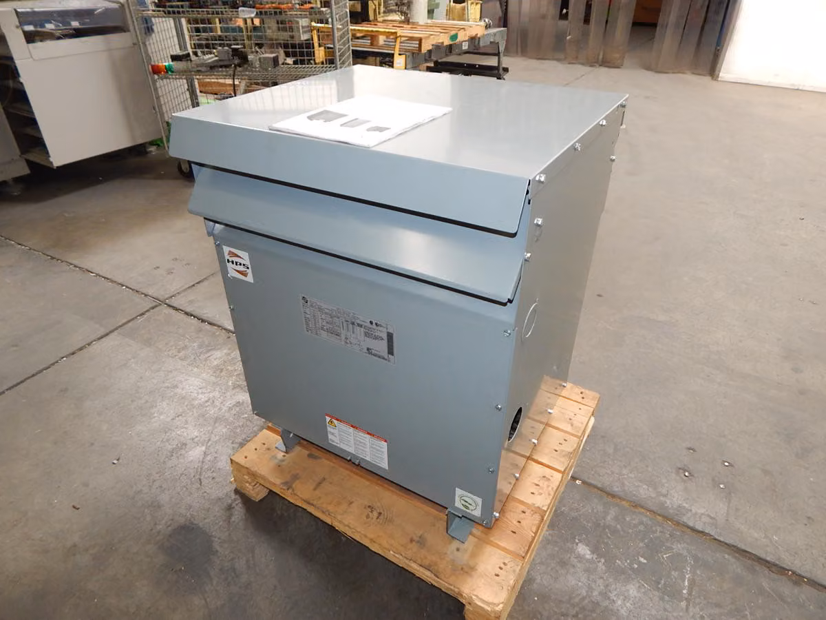 112.5 KVA 480 Primary, 480Y/277 Secondary, Hammond, Sentinel G Power Transformer, 3 Phase, 60 Hz., NEMA 3R - Image 2