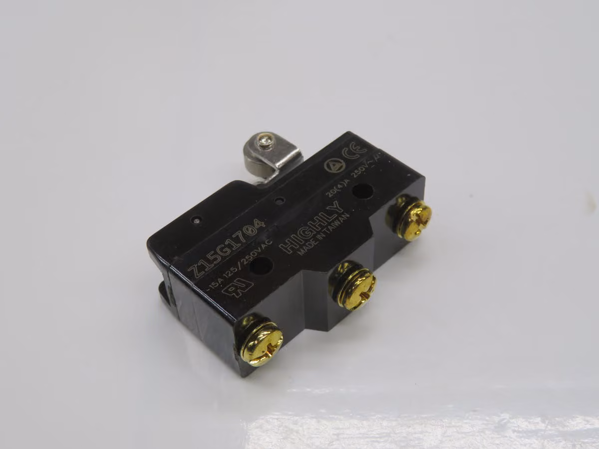 Highly #Z15G1704, Snap Action Microswitch, LOT of 20 - Image 2