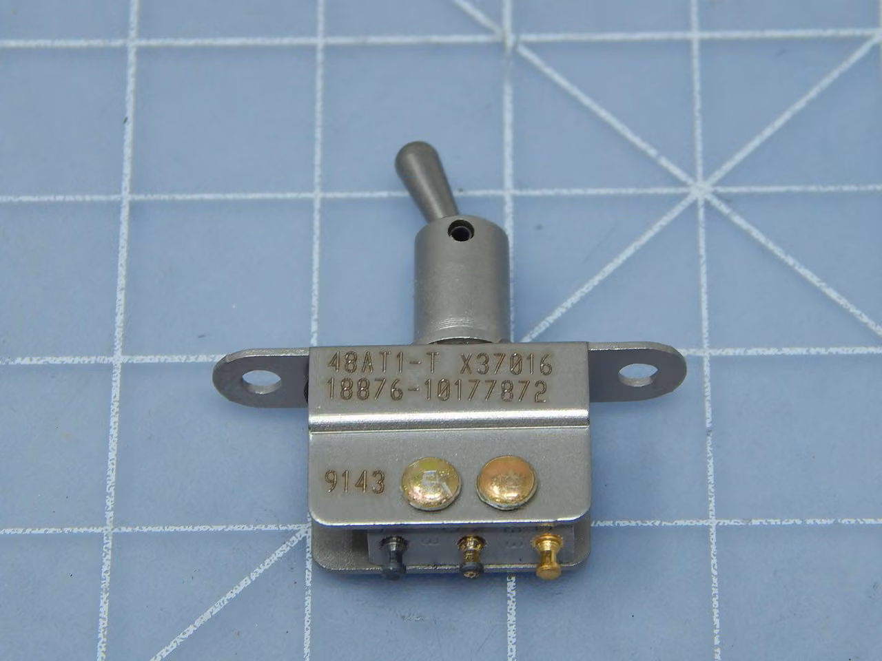 Micro Switch #48AT1-T, Toggle Switch, LOT of 40 - Image 3