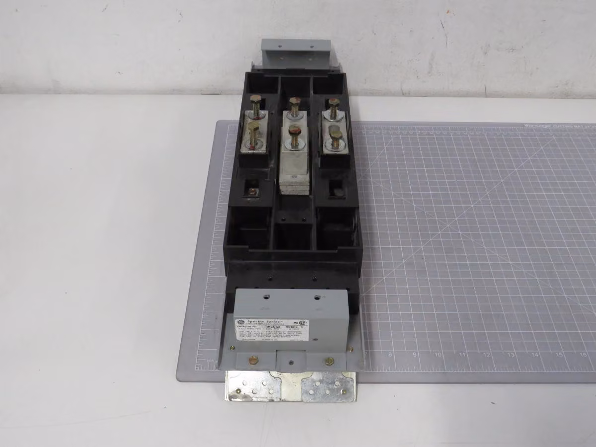 1,200 Amp, Allen-Bradley #AMC6GB, Model 1 Circuit Breaker Module 1200A 600 Volts 6 Pole - Image 1