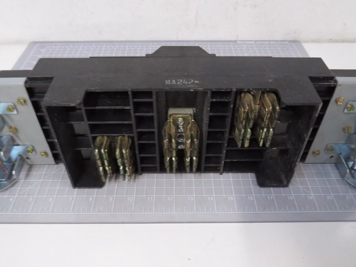 1,200 Amp, Allen-Bradley #AMC6GB, Model 1 Circuit Breaker Module 1200A 600 Volts 6 Pole - Image 7