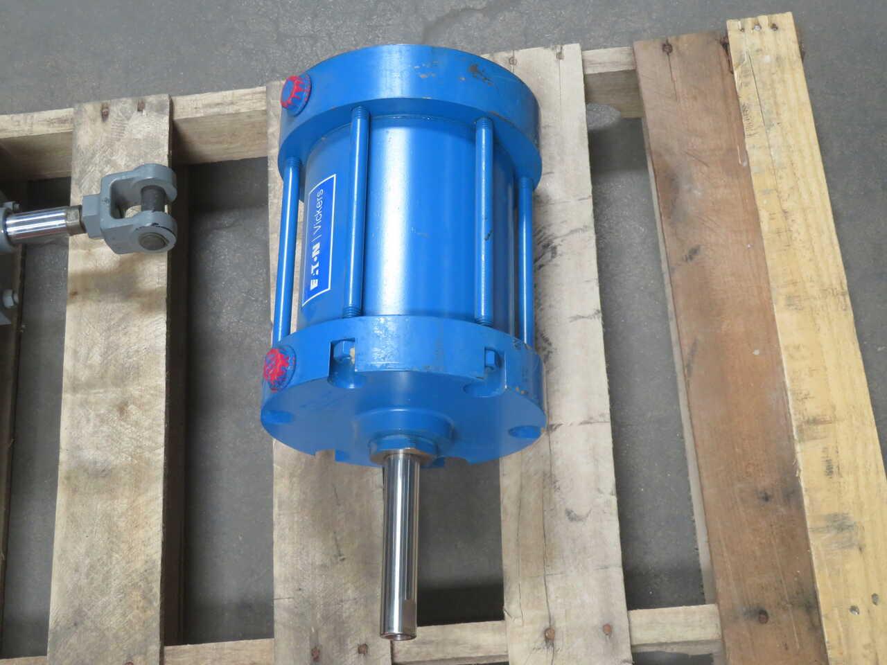 Eaton #B4395, Pto Clutch, 6/1X4.25 - Image 3