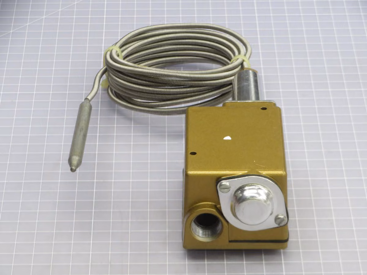 Barksdale #MT1H-M251S-12-A, Temperature Switch - Image 1