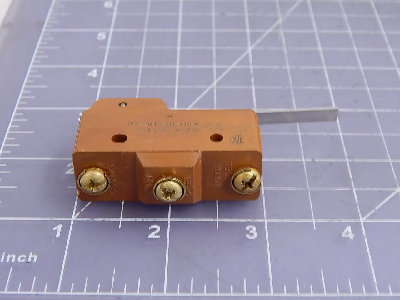 Micro Switch #BZ-RW8435051-A2, basic / snap action switch, LOT of 80 - Image 4