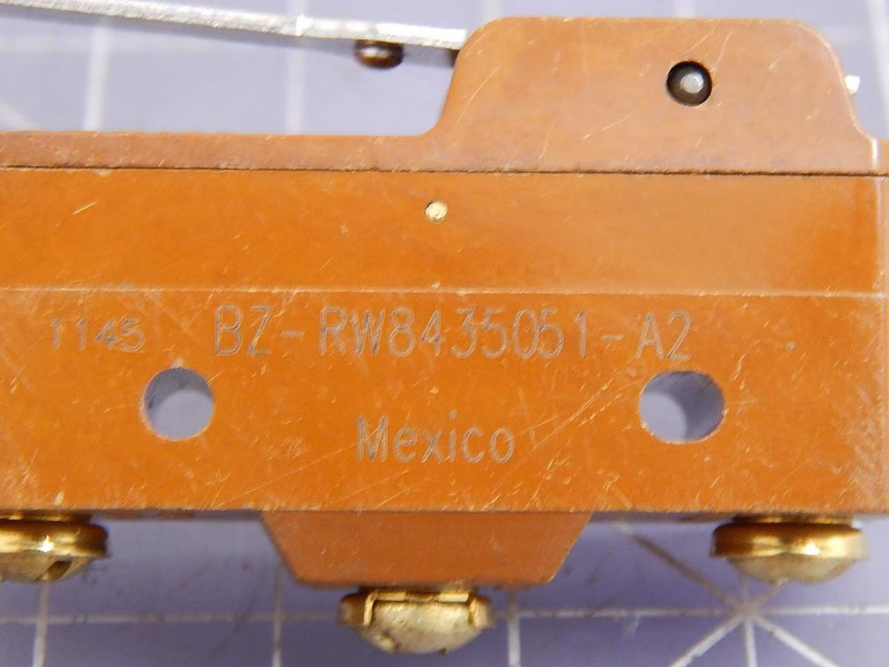 Micro Switch #BZ-RW8435051-A2, basic / snap action switch, LOT of 80 - Image 7
