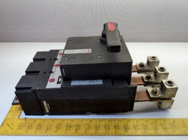 700 Amp, ABB #MG-8683, Type MH Circuit Breaker 3P 700 Amp 600 Volts 125/250 VDC With Switch - Image 2