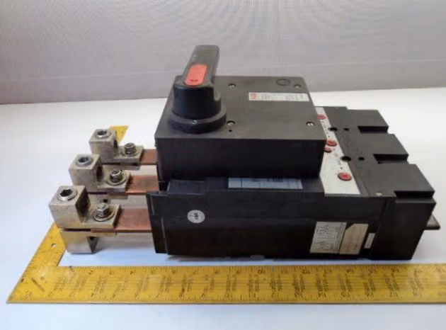 700 Amp, ABB #MG-8683, Type MH Circuit Breaker 3P 700 Amp 600 Volts 125/250 VDC With Switch - Image 4