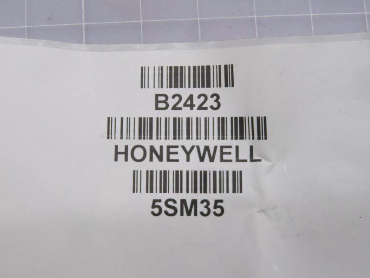 Honeywell #5SM35, Basic Snap Action Switch, LOT of 90 - Image 4