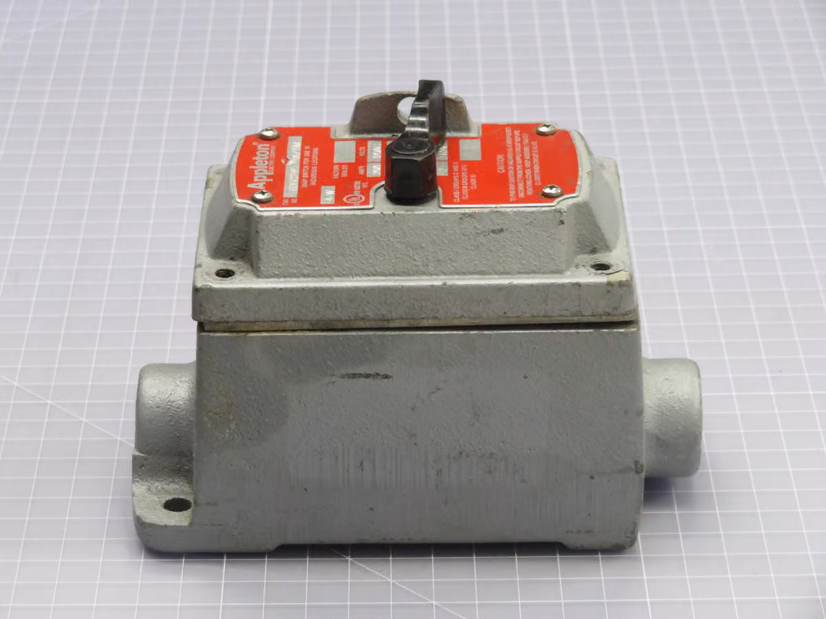 Appleton Electric #EDSC2140, Appleton Snap Switch - Image 3