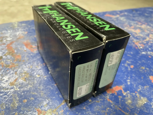 1/4" MPT x 1/4" FPT Hansen Technologies #H7771, angle seal capacity gauge/purge valve - Image 3