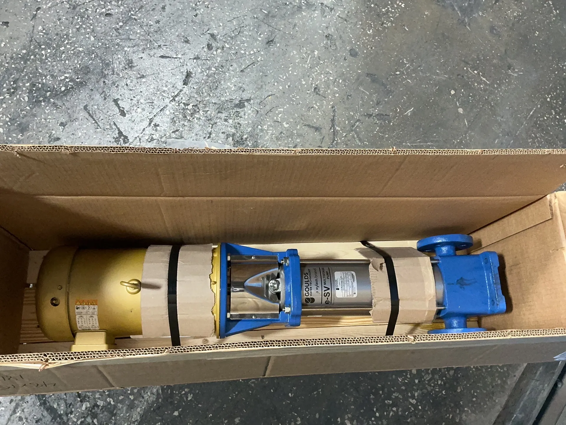 Goulds #3SV18GG4F62Z, e-SV Multistage Pump, 5 HP, 3500 RPM, 580 PSI max - Image 1