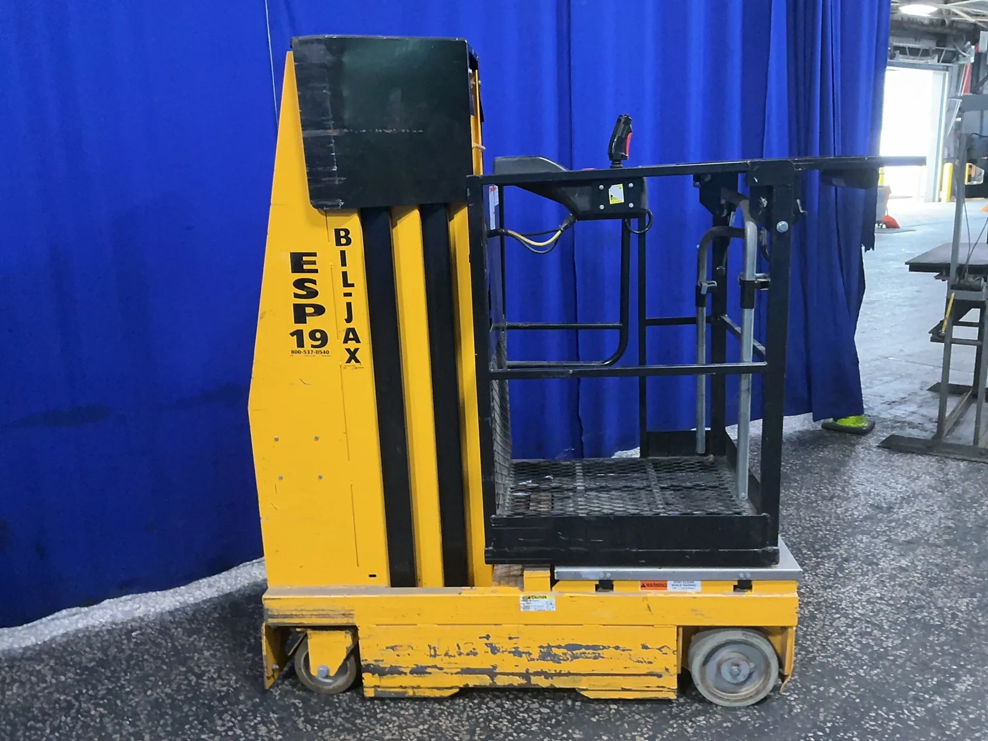 Bil-Jax #ESP-19, Electric Stock Picker, 19' max platform height, 20" x 26" platform, 30" x 30" basket, 24 - Image 3