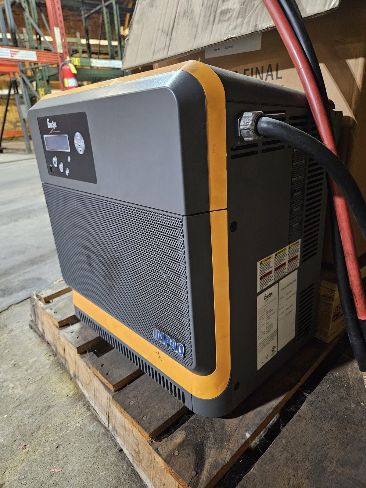 Crown #SP3520-30, Electric Order Picker, SP 3000 series, 24 V., 42" forks, Access 123, w/ EnerSys #EI3-LP-4G - Image 9