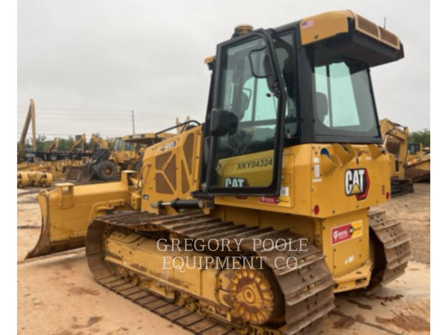 Caterpillar D3-12LGP, 3439 hours, S/N: XKY04324, 2023 - Image 3