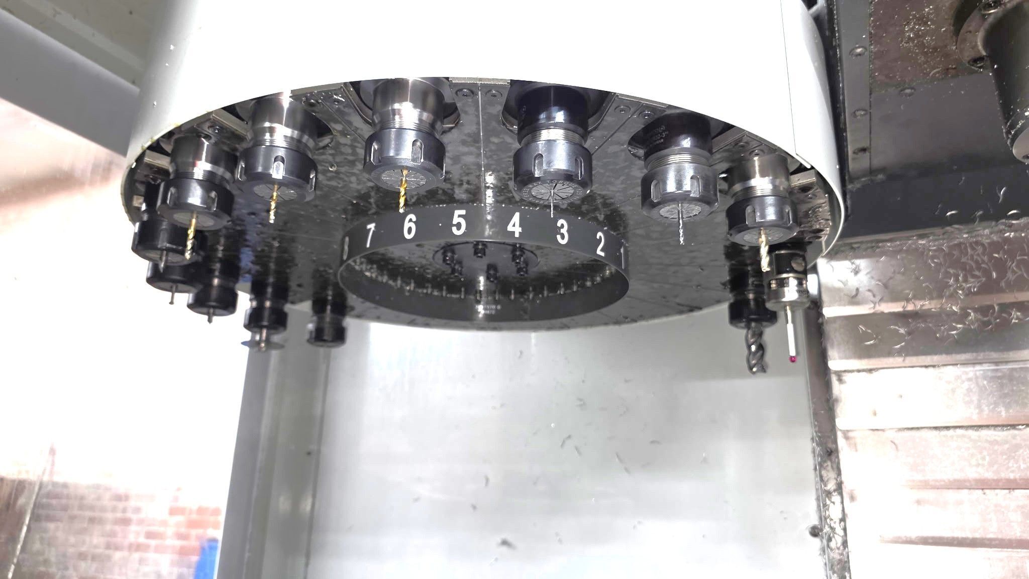Haas #VF-2, vertical machining center, 30" X, 16" Y, 20" Z, 36" x 14" table, 20 automatic tool changer, CAT - Image 5