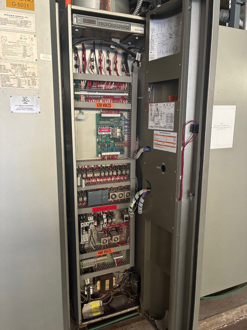 *almost* complete natural gas fired steam plant. Miura 300HP boilers. 2014 - Image 2