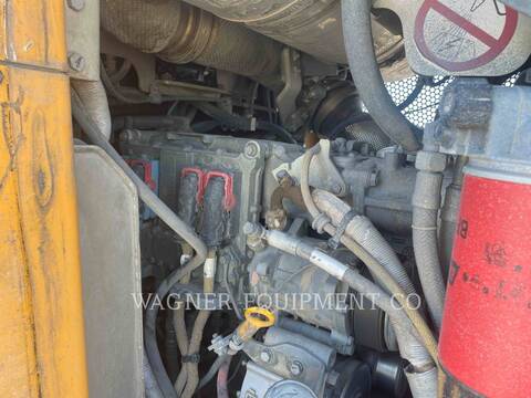 Liebherr LR 636, Track Loader, 9367 hours, S/N: 1275-17880, 2019 - Image 7