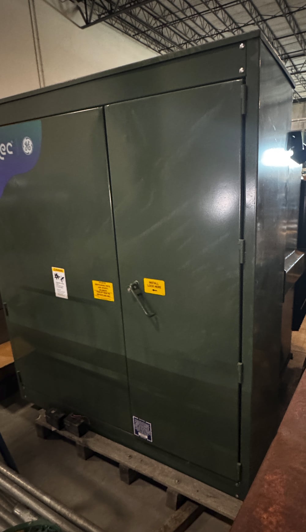 2500 KVA 26,400 Primary, 480Y/277 Secondary, Prolec GE, Pad Mount Transformer, 2024, NEW - Image 3