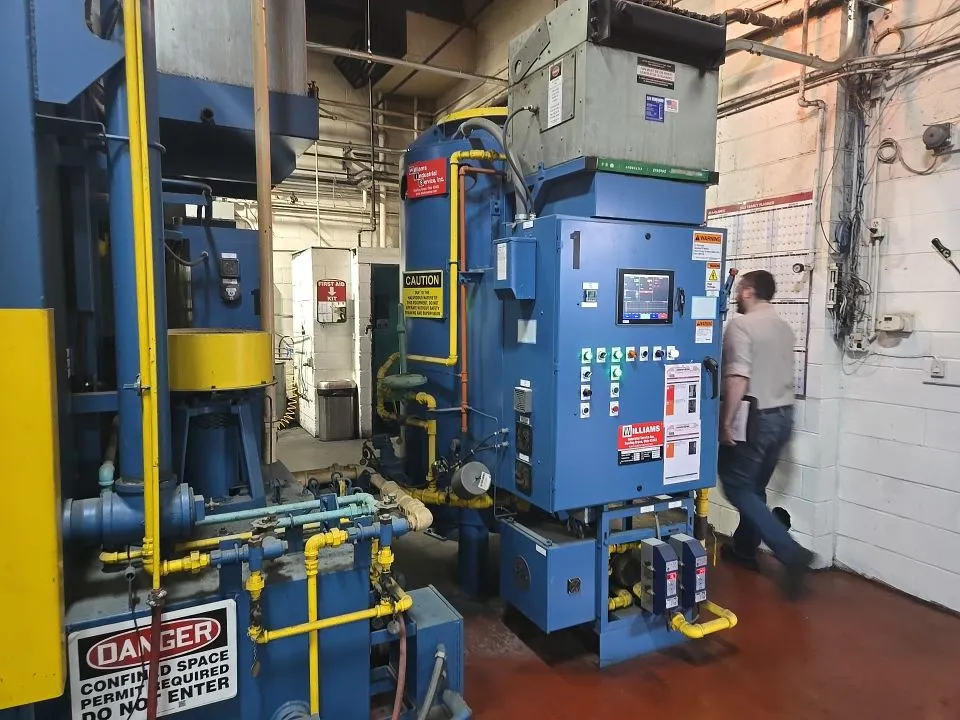 30" x 48" x 24" Williams #30X48X24-IQ, batch integral quench furnace, 1500 CFH endothermic generator - Image 5