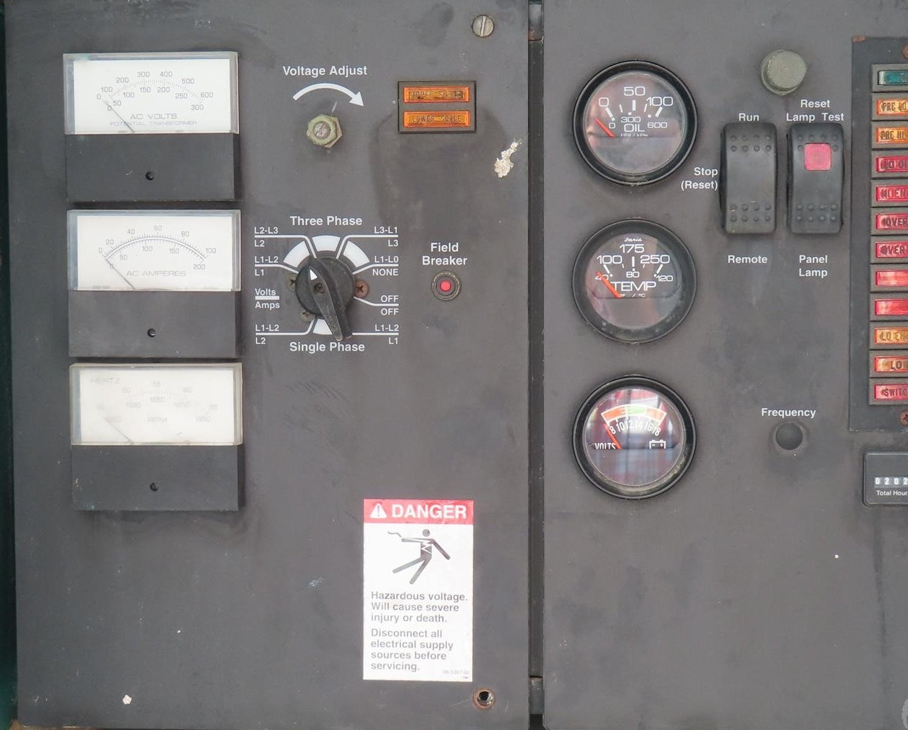 35 KW Cummins #DGBB, towable diesel generator set, 120/208 Volts, 3 phase, Cummins 4B3.9-G2 engine, 68 HP - Image 10