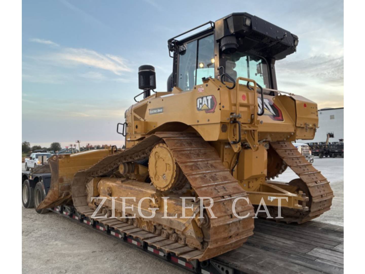 Caterpillar D6XE, 4492 hours, S/N: LRG01200, 2024 - Image 4