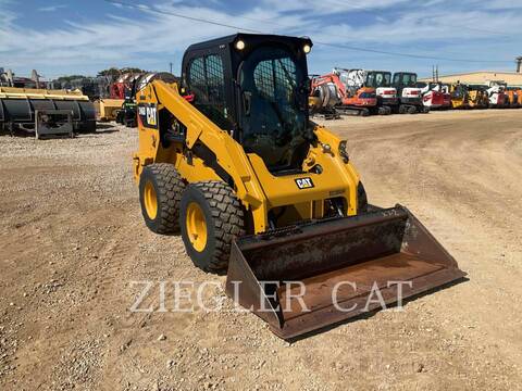Cat 246D, Skid Steer Loader, 2483 hours, S/N: BYF00306, 2014 - Image 2