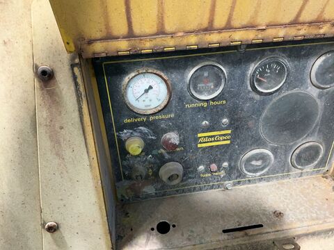 250 CFM, 116 PSIG, Atlas Copco #XAS125, Portable Air Compressor, 2000 - Image 6