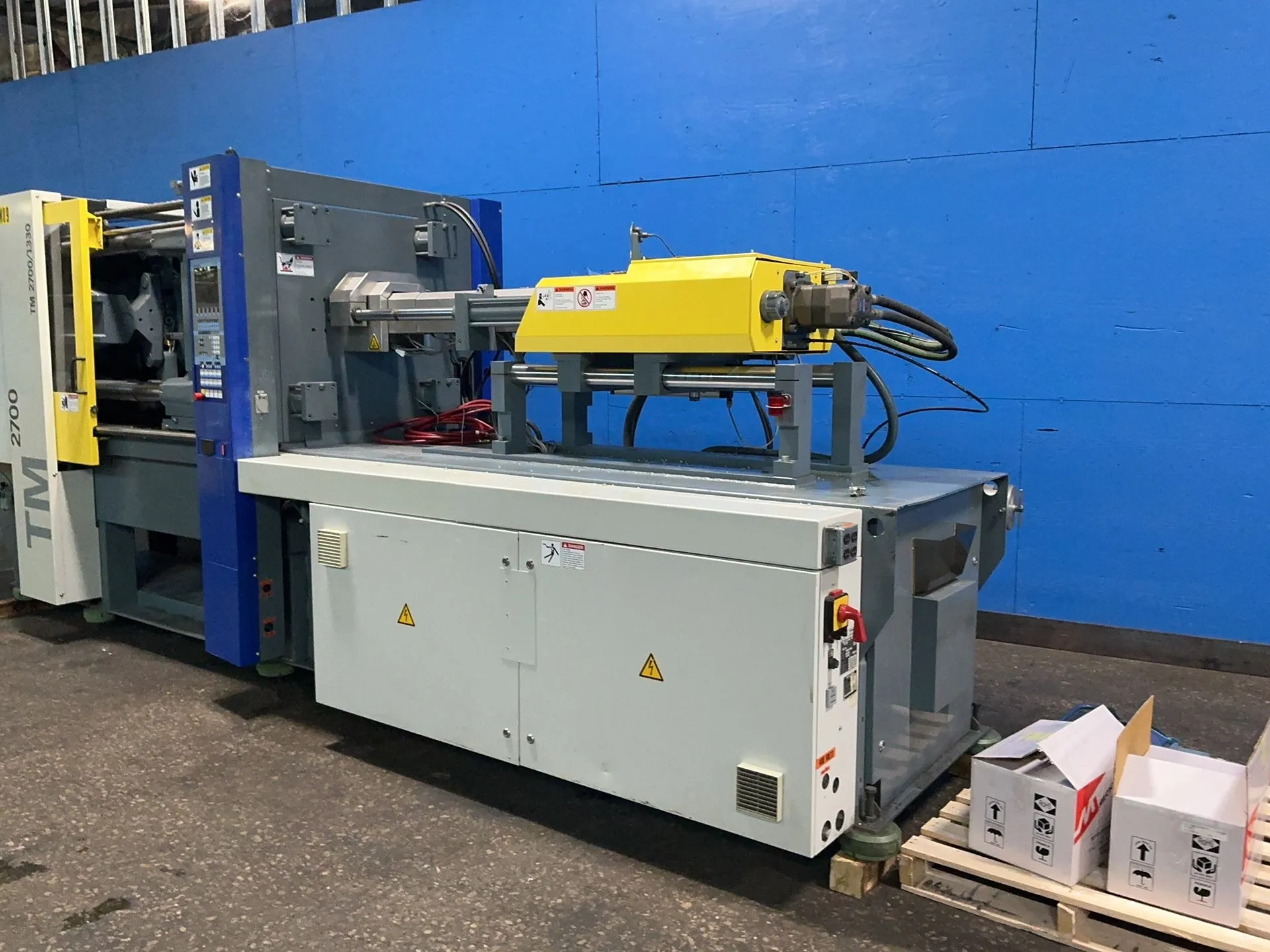 Battenfeld #TM2700/1330, Injection Molder, Battenfeld Unilog B4 control, 87 PSI, 124 A, w/ tooling, manuals - Image 3