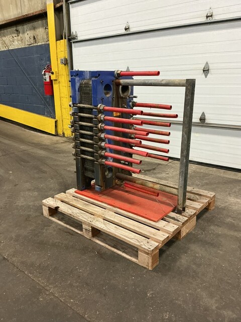 139 sq.ft., Alfa-Laval, M10-BWFT, plate exchanger, titanium plates, 450/300 psi - Image 3