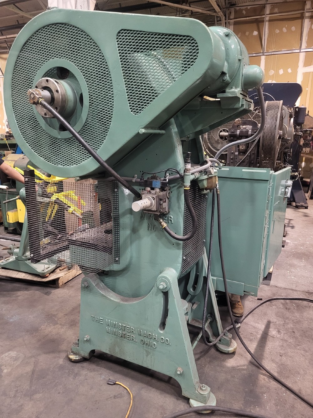 32 Ton, Minster #4, OBI Punch Press, Air Clutch and Brake, 3" stroke - Image 4