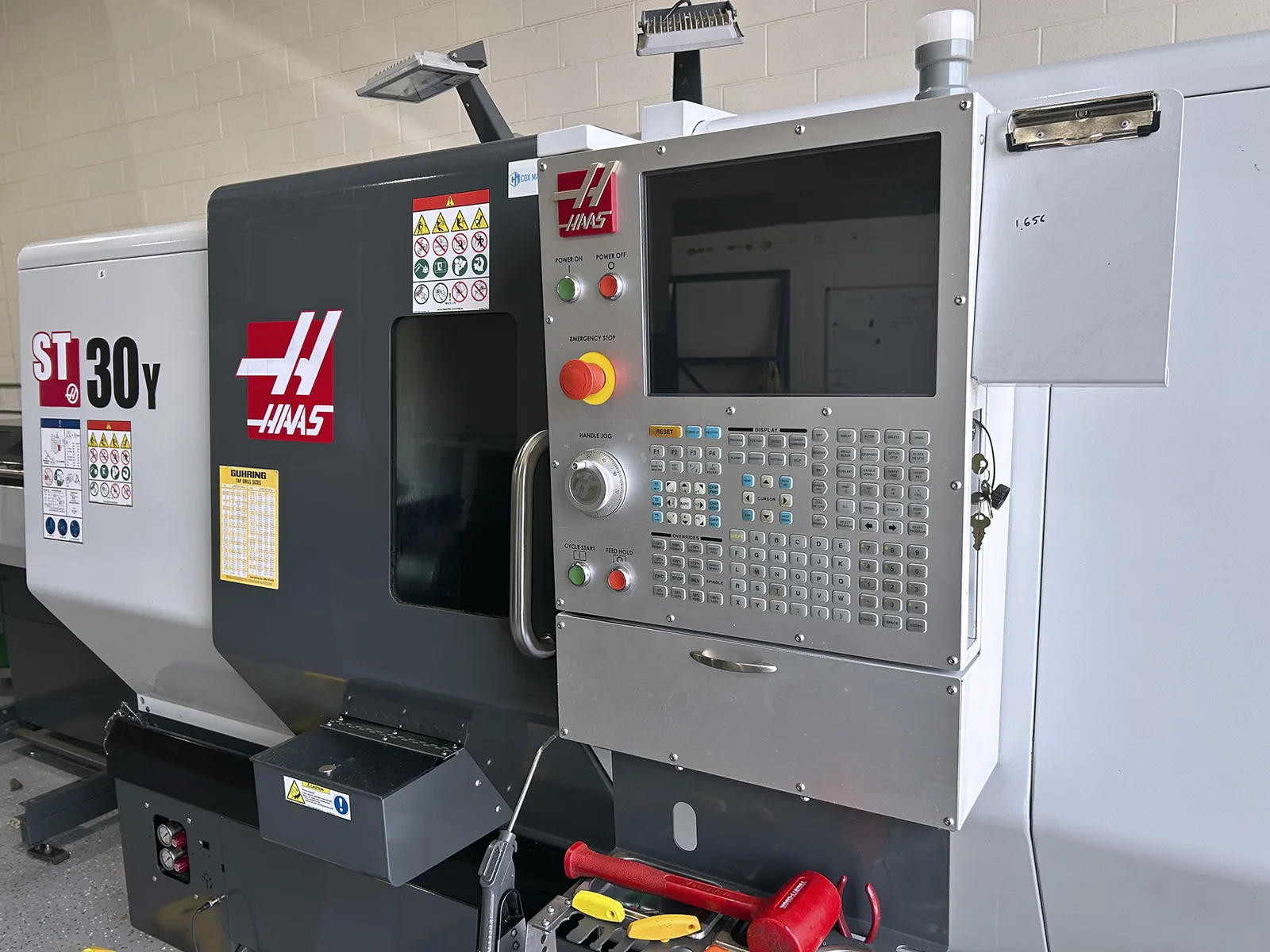Haas #ST-30Y, CNC lathe, Y-Axis, 21" swing, 13.75" turning diameter, 32.5" cutting length, 10" chuck, 3" bar - Image 3