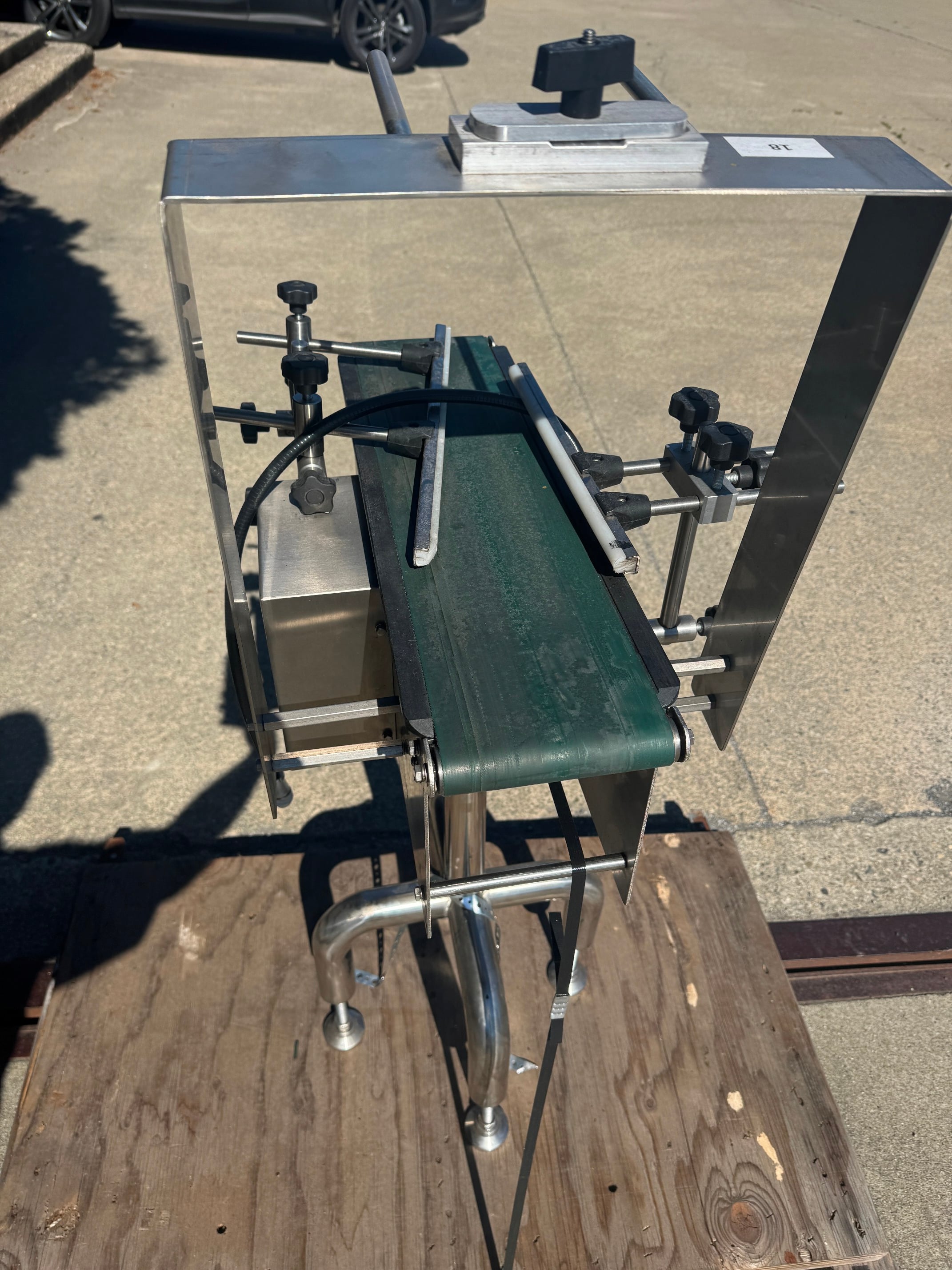 5-3/4" wide x 21" & 25" long, Stainless Steel Belt Conveyors, flat rubber belts, independent stainless - Image 4